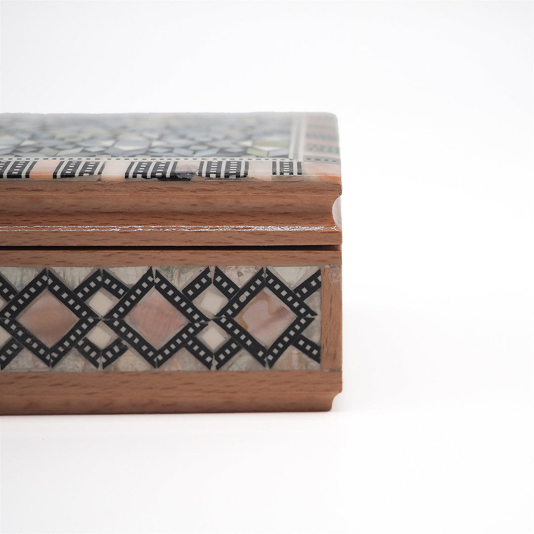 Geometric Motif | Handcrafted Mother-of-Pearl Inlaid Wooden Box – WAAH042