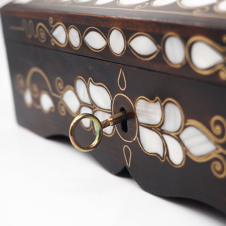 Floral Motif | Handcrafted Mother-of-Pearl &amp; Copper Wire Inlaid Wooden Box – WAAH049