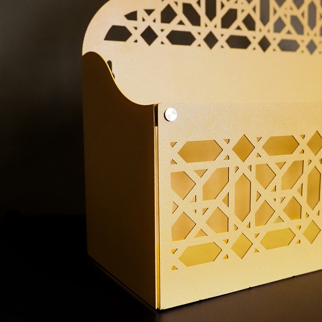 Metal Islamic Organizer for Wall or Tabletop (Mihrab-Shaped) – WAMH200