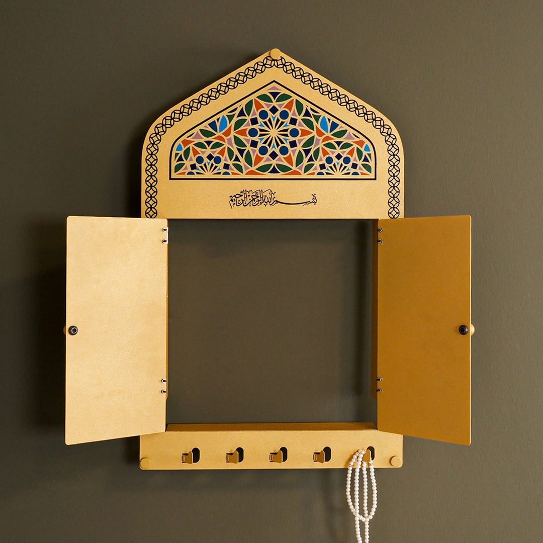 Metal Islamic Wall Display Cabinet (Mihrab Shaped) - WAMH210