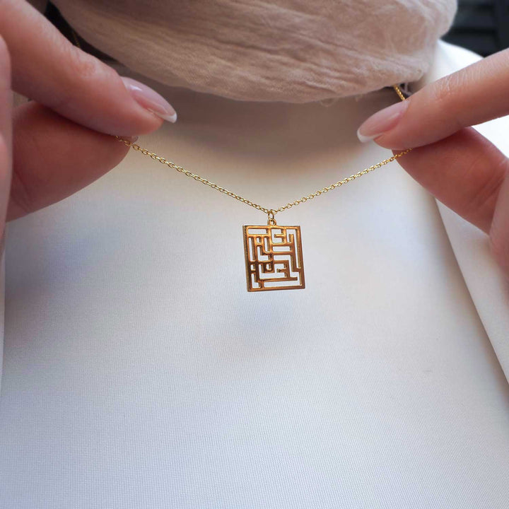 Woman, Life and Freedom Written Silver Necklace - WAMT011