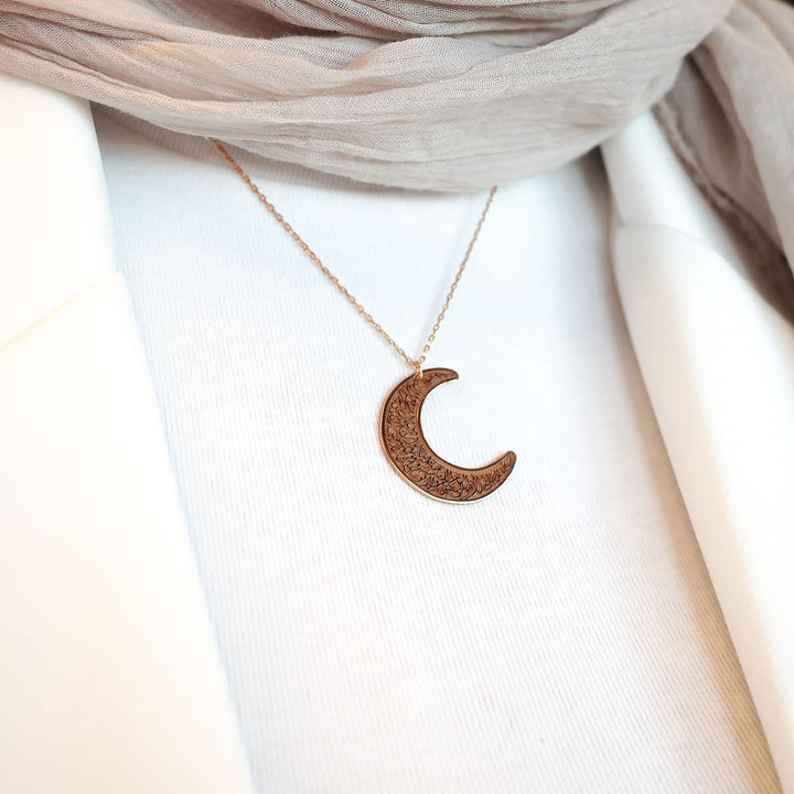 Ayatul Kursi Written Silver Crescent Necklace - WAMT070