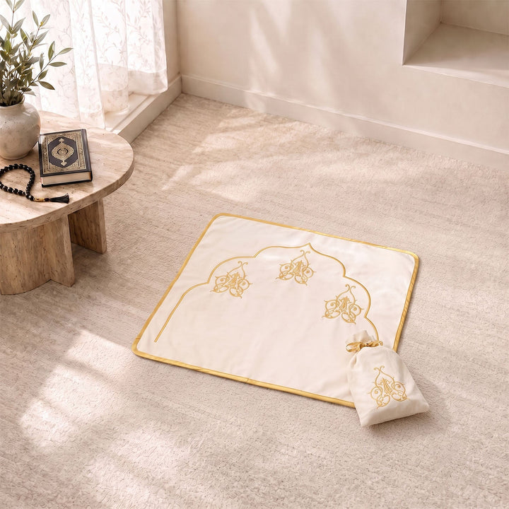 Embroidered Velvet Half Prayer Mat with Carrying Pouch - WAS051