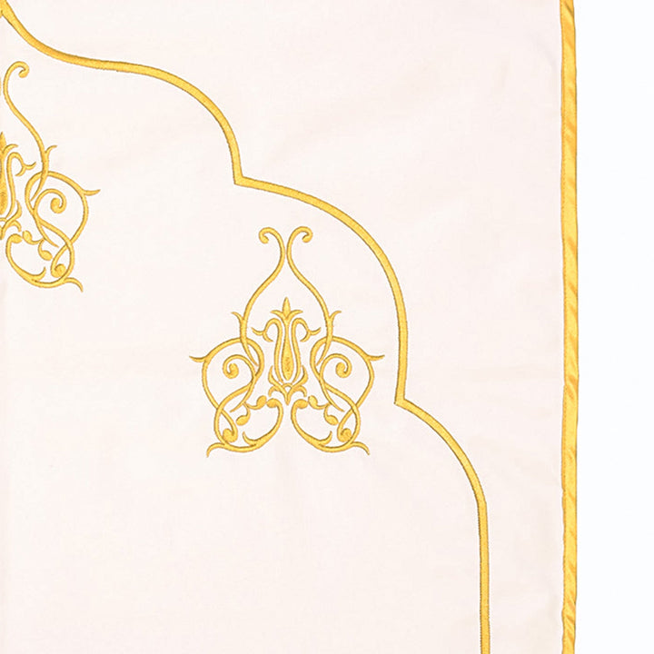 Embroidered Velvet Half Prayer Mat with Carrying Pouch - WAS051