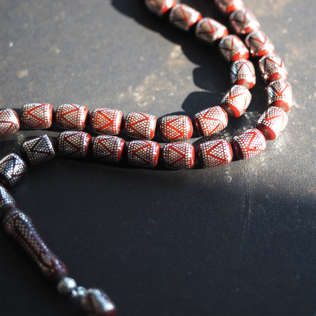 Kuka Tasbeeh with 1000-Fineness Pure Silver Inlay – WATD240