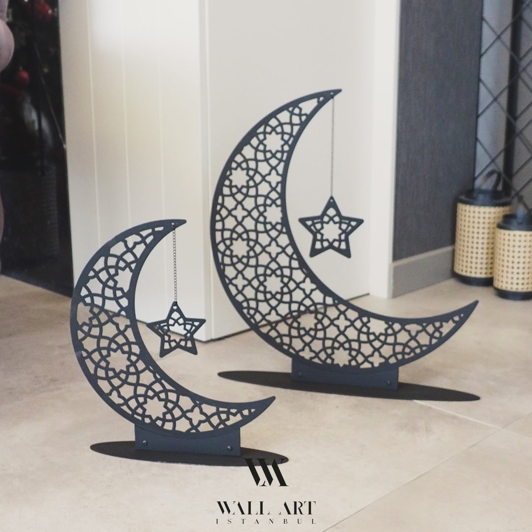 Metal Crescent Moon Decor - WAMH169