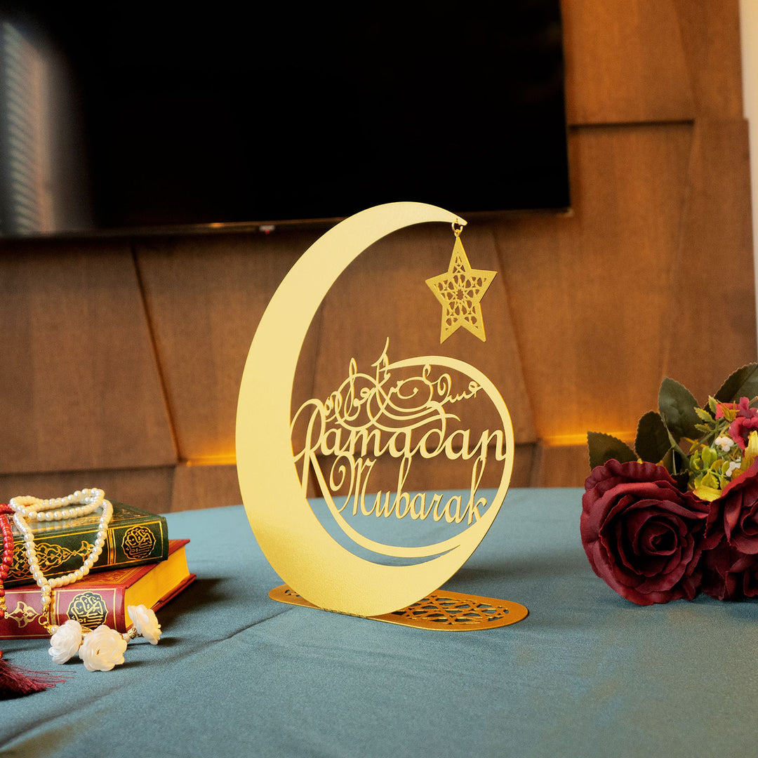 Ramadan Mubarak Metal Tabletop Decor - WAMH118